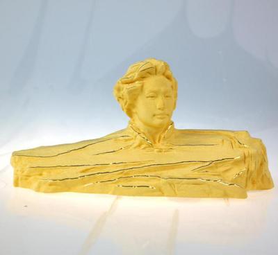 金韵永存 绒沙金青年**像工艺品，定格时代的精神坐标